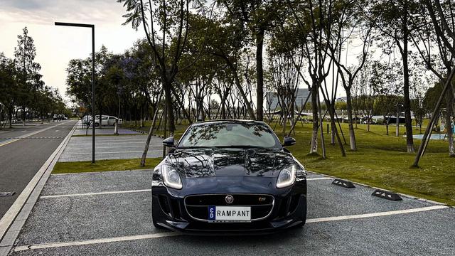 Jaguar F-TYPE