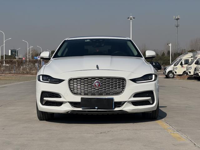 Jaguar XEL