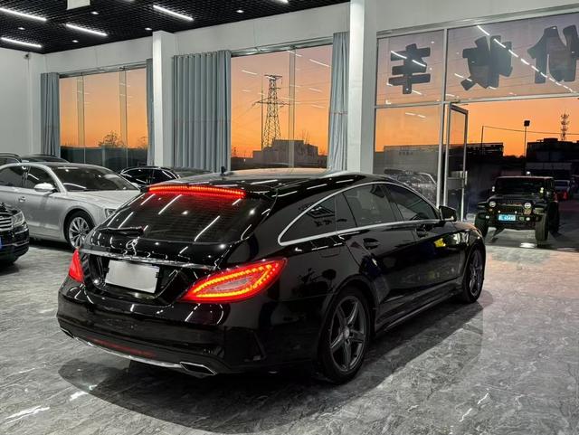 Mercedes-Benz Mercedes Benz CLS