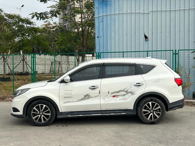 Dongfeng Fengon 580