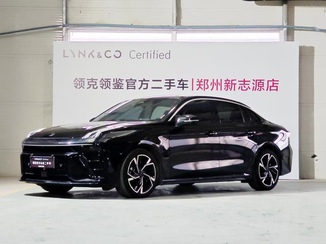 Lynk & Co 03