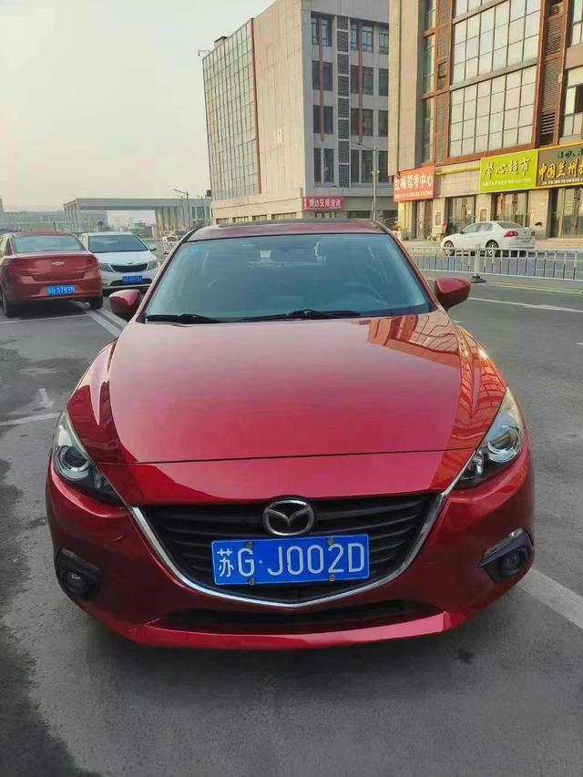 Mazda 3 Angkesela