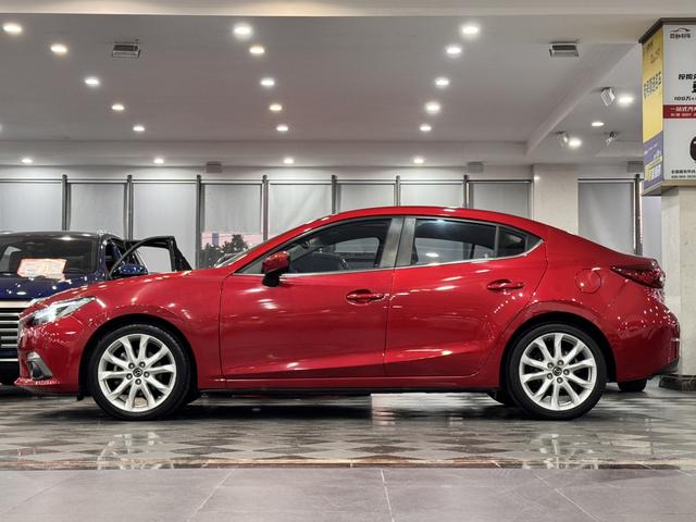 Mazda 3 Angkesela