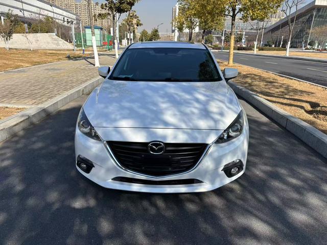 Mazda 3 Angkesela