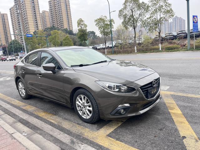 Mazda 3 Angkesela