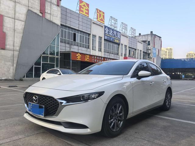 Mazda 3 Angkesela