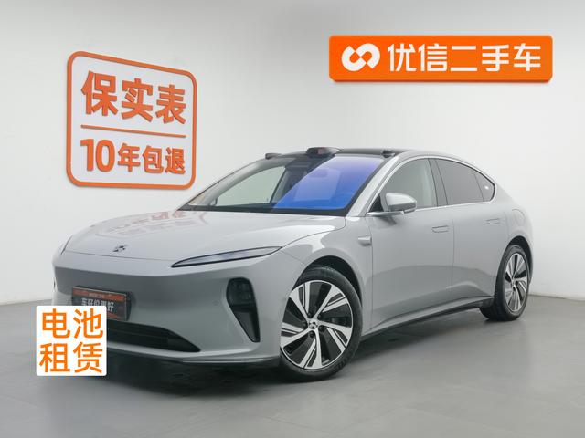 NIO ET5