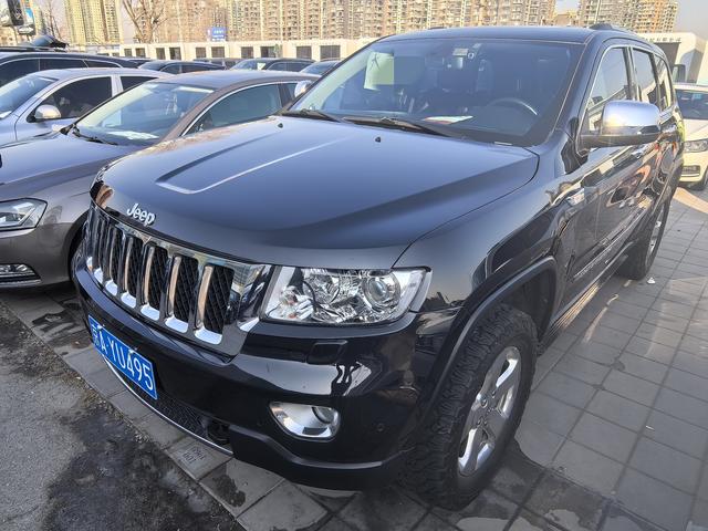 Jeep Grand Cherokee (imported)