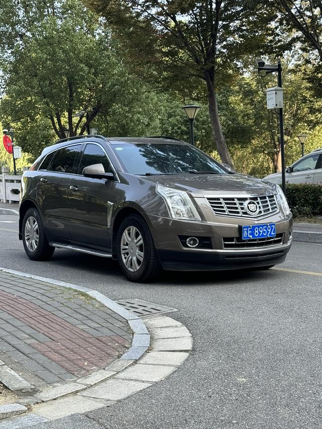 Cadillac SRX