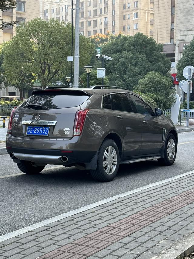 Cadillac SRX