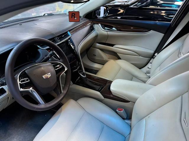 Cadillac XTS