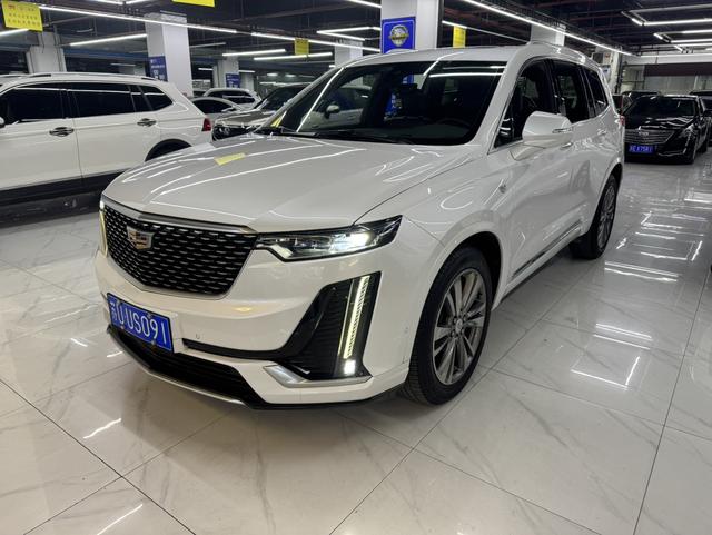 Cadillac XT6