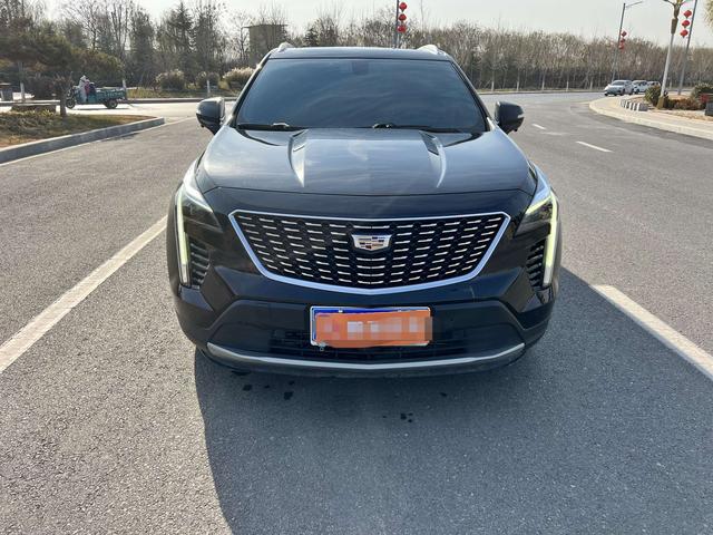 Cadillac XT4