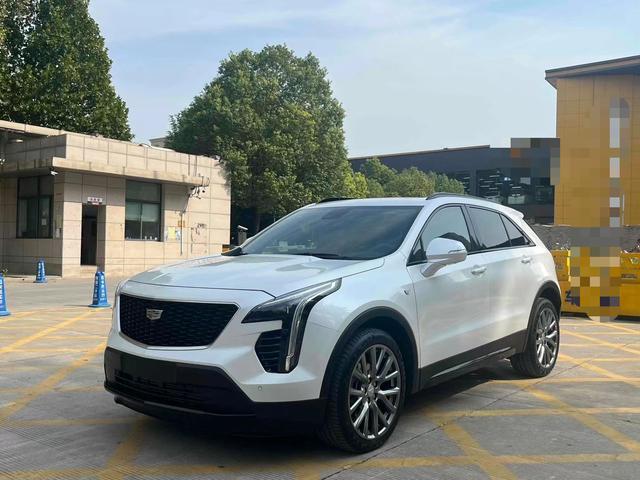 Cadillac XT4