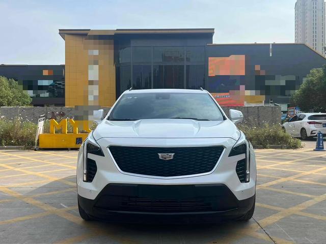 Cadillac XT4