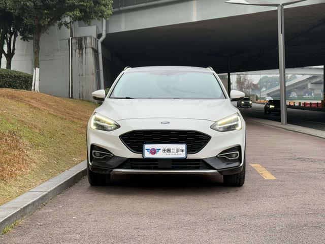 Ford Fox Active