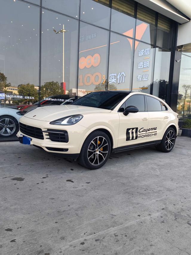 Porsche Cayenne Coupe