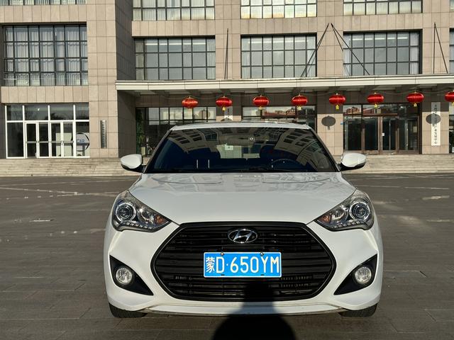 Hyundai Veloster