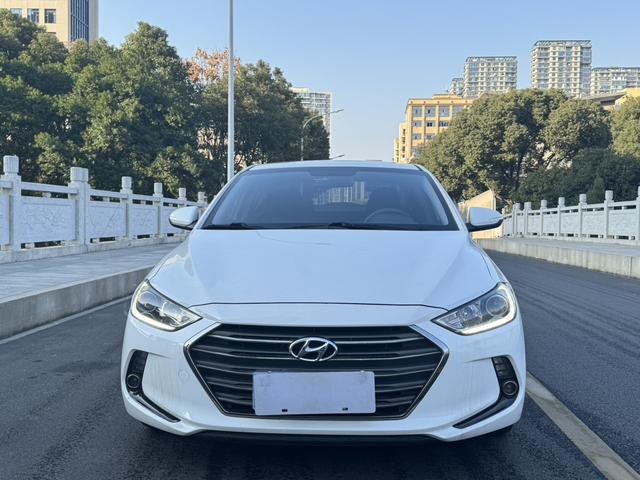 Hyundai Lead