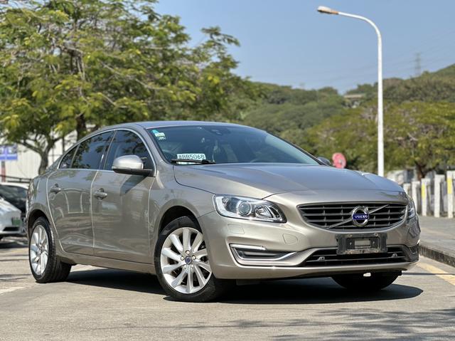 Volvo S60