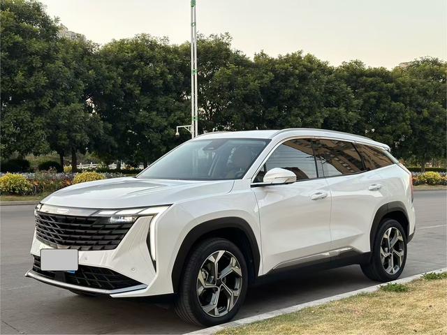 Geely Atlas L