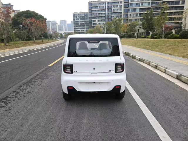 Geely Panda