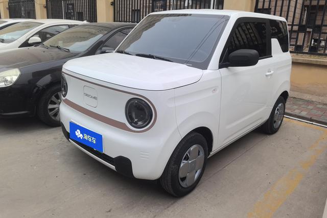 Geely Panda