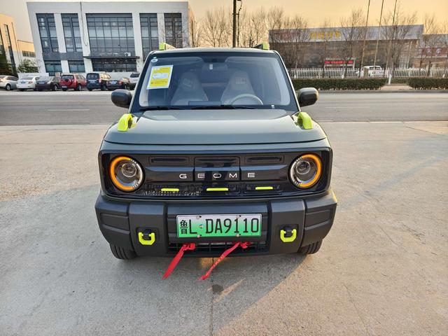 Geely Panda