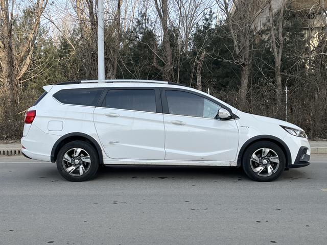 Baojun 310W