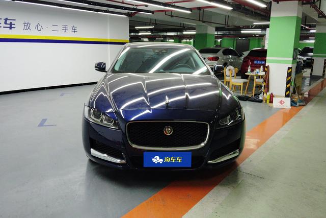 Jaguar XFL