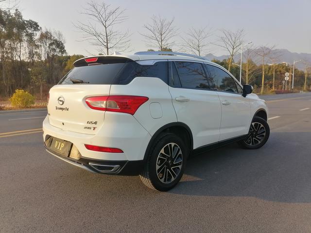 GAC Trumpchi GS4