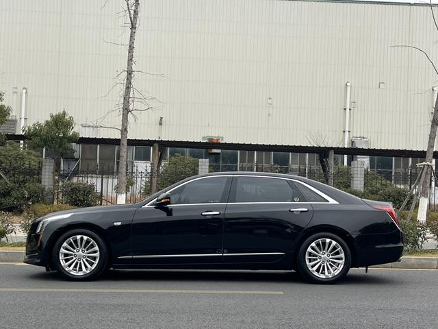 Cadillac CT6