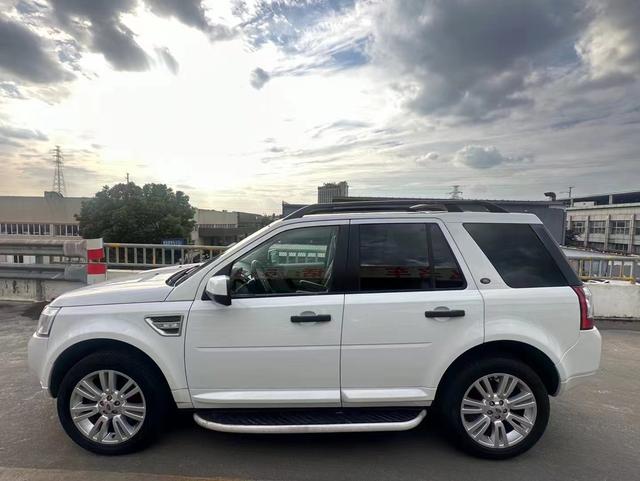 Land Rover Freelander 2