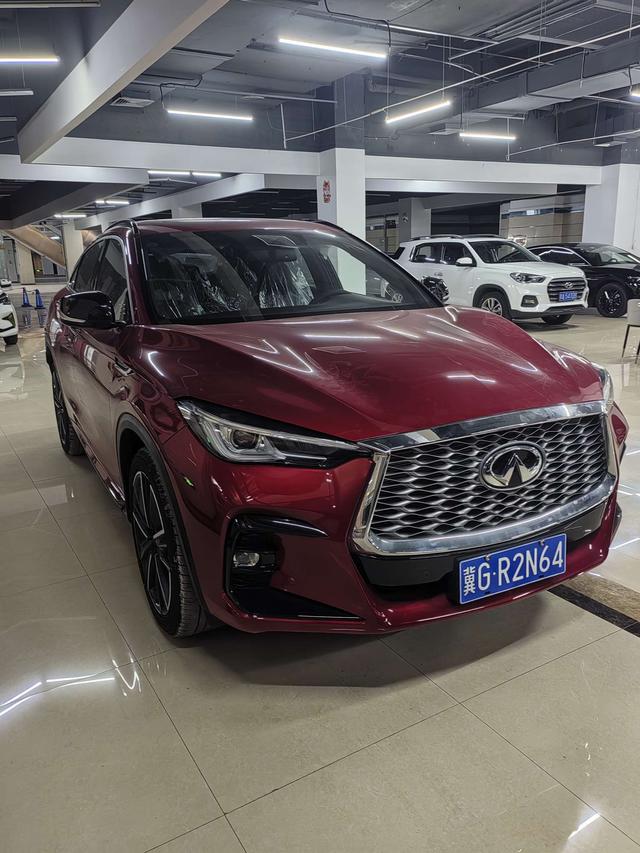 Infiniti QX55