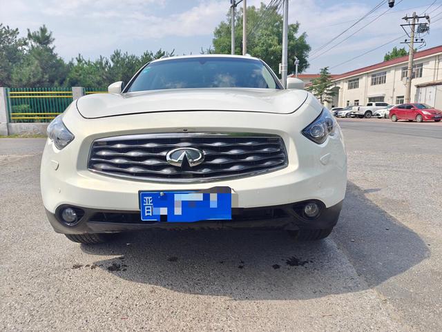 Infiniti FX