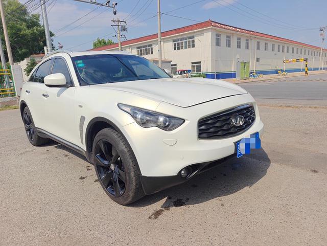 Infiniti FX