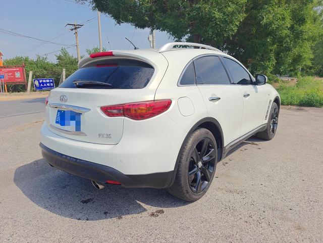 Infiniti FX