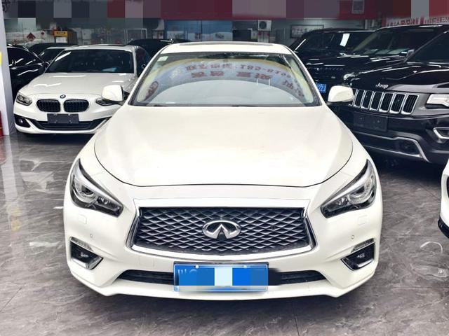 Infiniti Q50L