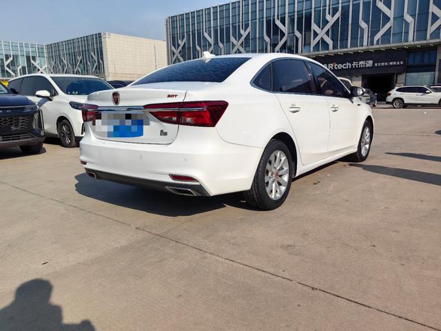 Roewe i6