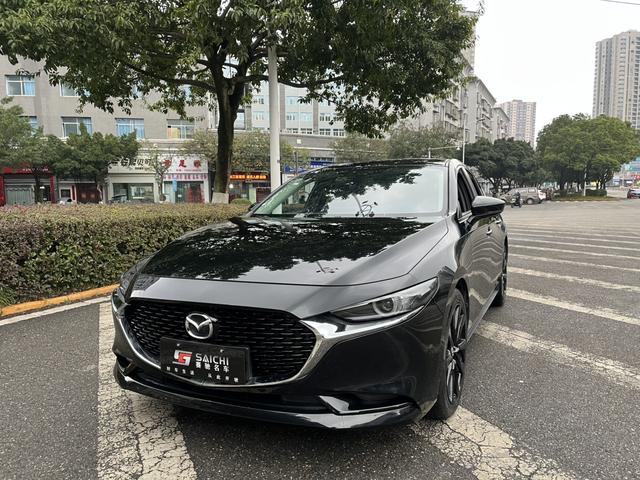 Mazda 3 Angkesela