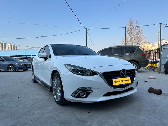 Mazda 3 Angkesela