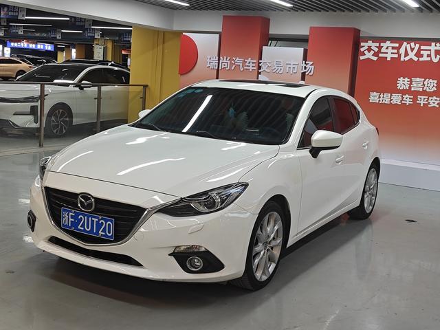 Mazda 3 Angkesela