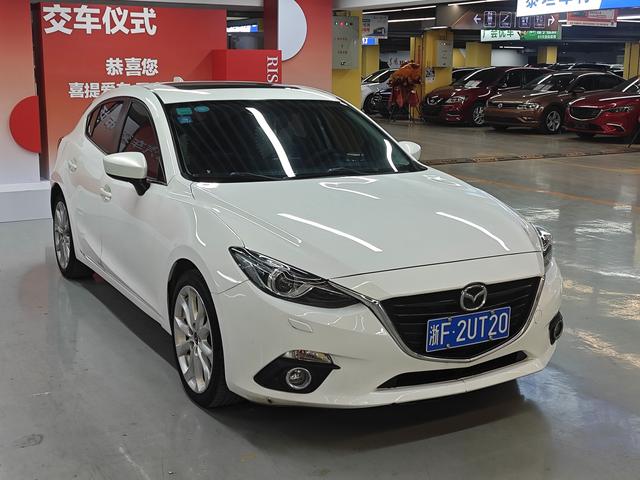 Mazda 3 Angkesela