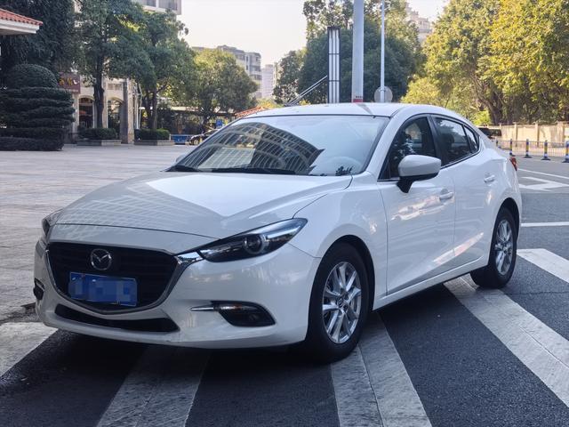 Mazda 3 Angkesela