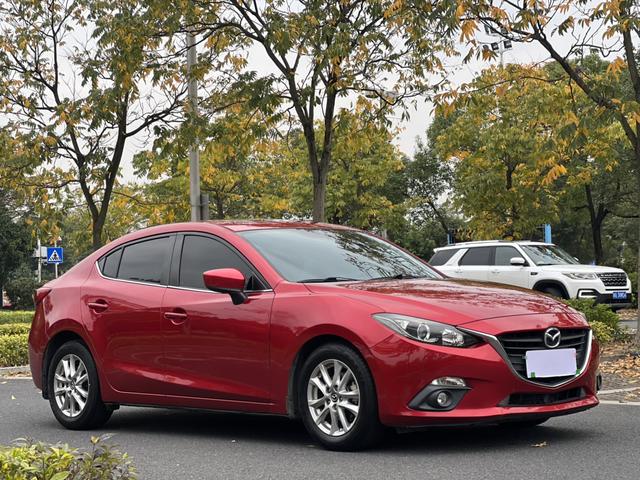 Mazda 3 Angkesela