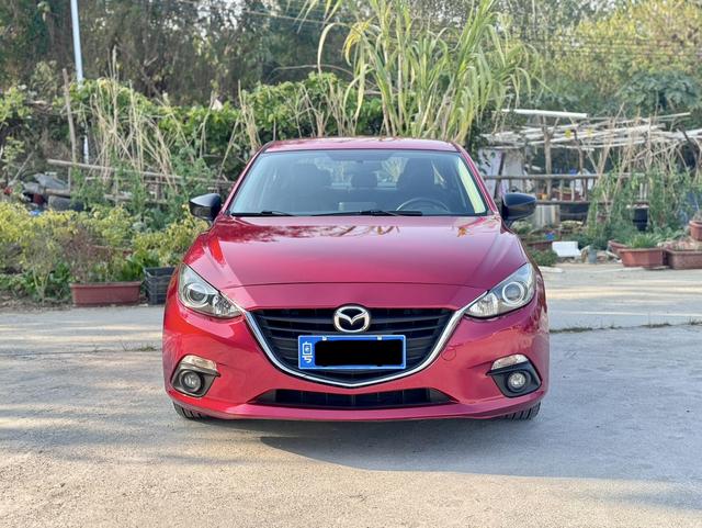 Mazda 3 Angkesela