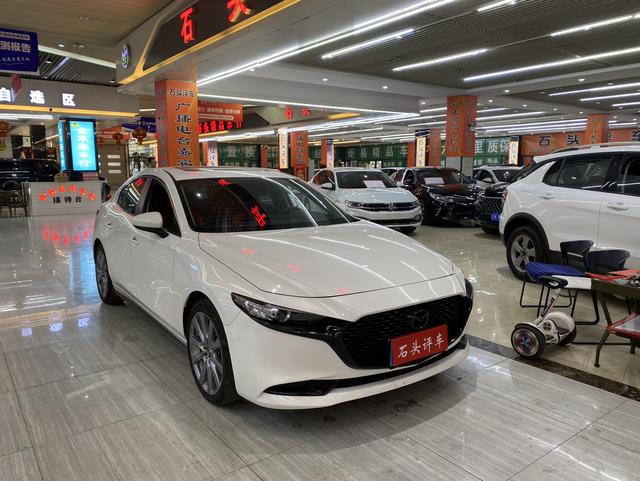 Mazda 3 Angkesela