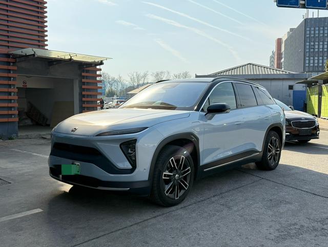 NIO ES6