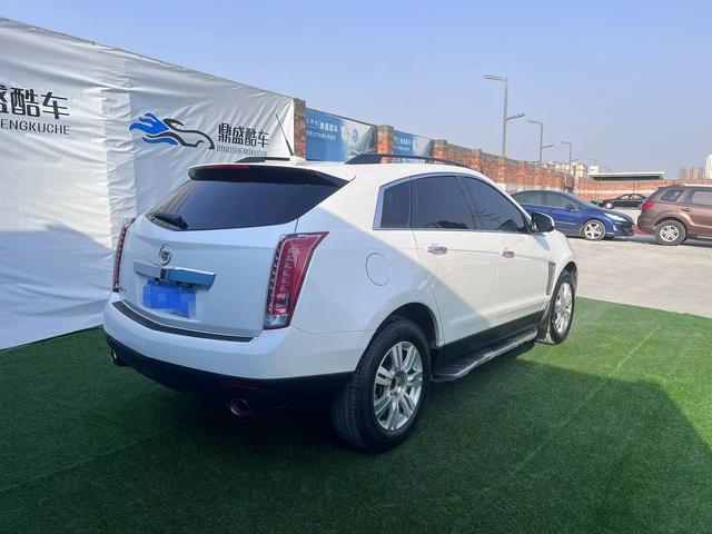 Cadillac SRX