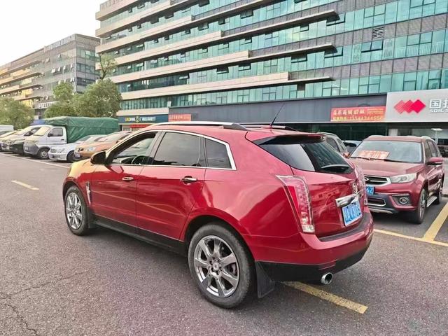 Cadillac SRX